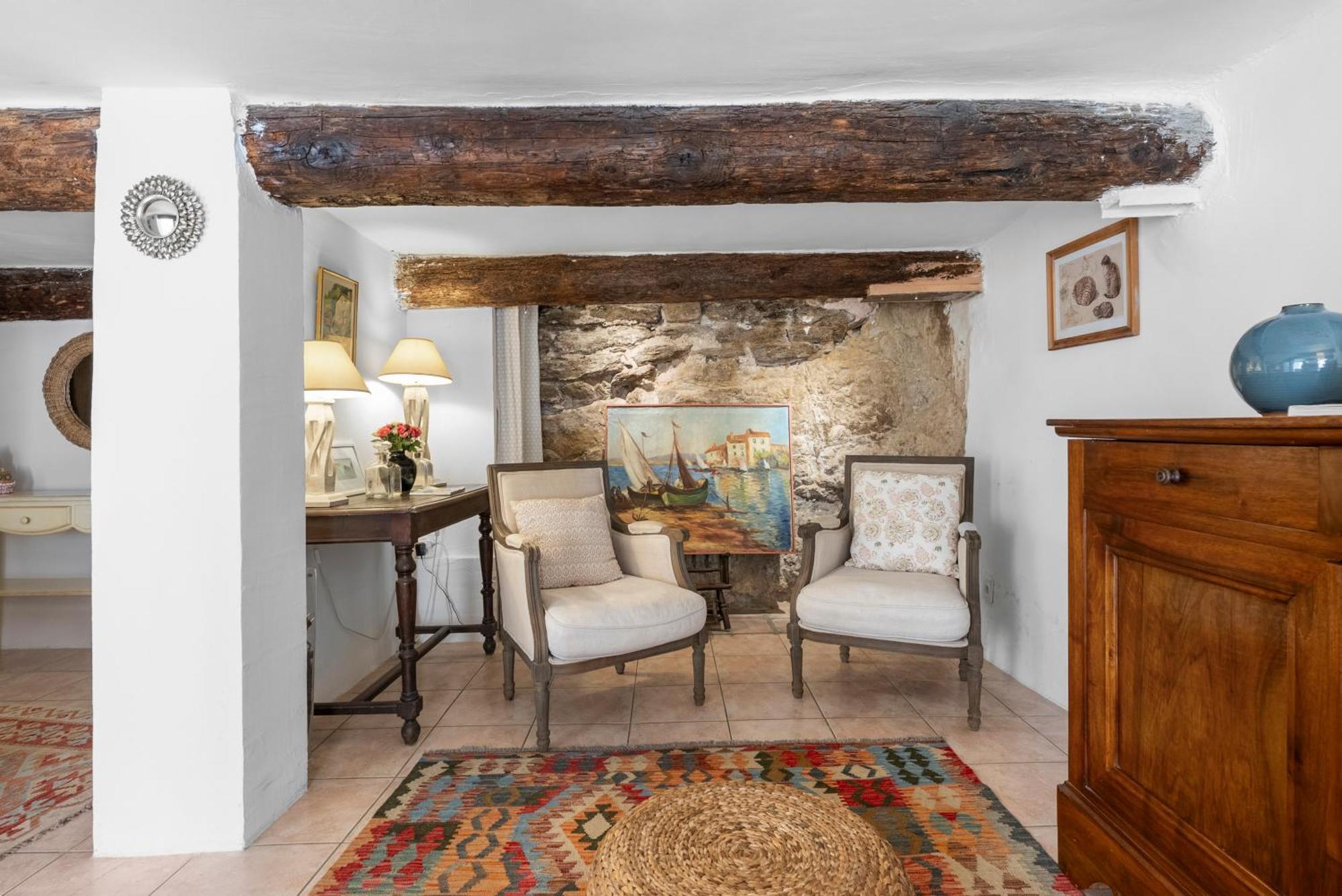 Апартаменты La Petite Provence Борм-ле-Мимоза Экстерьер фото