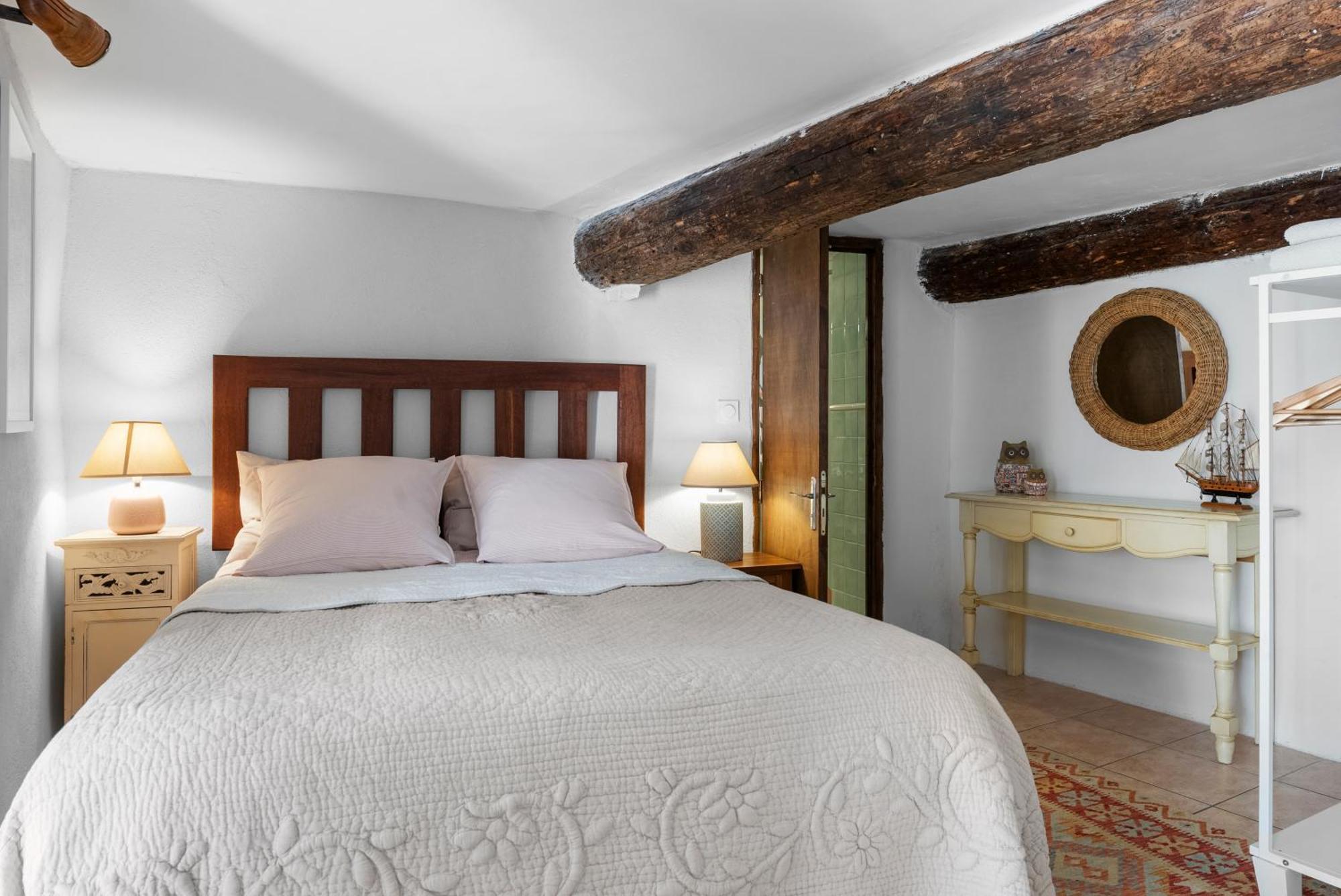Апартаменты La Petite Provence Борм-ле-Мимоза Экстерьер фото